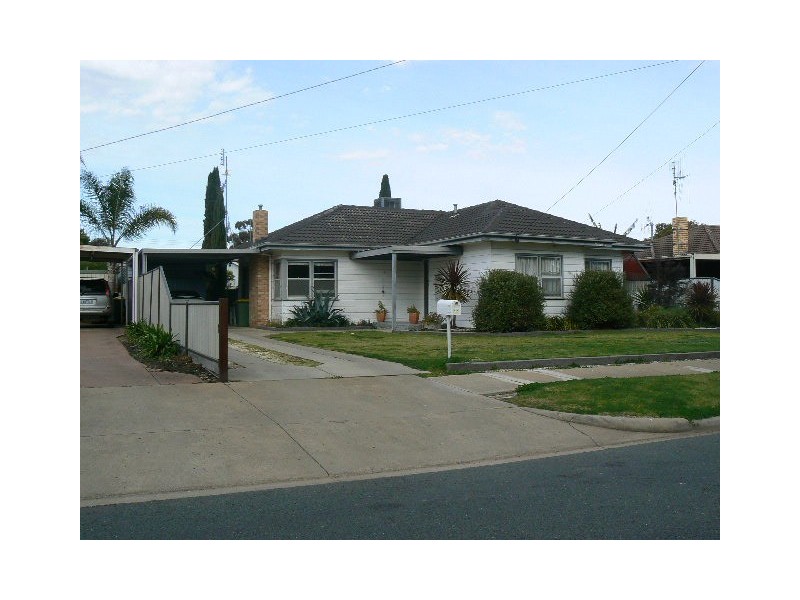 11 Civic Avenue, Echuca VIC 3564