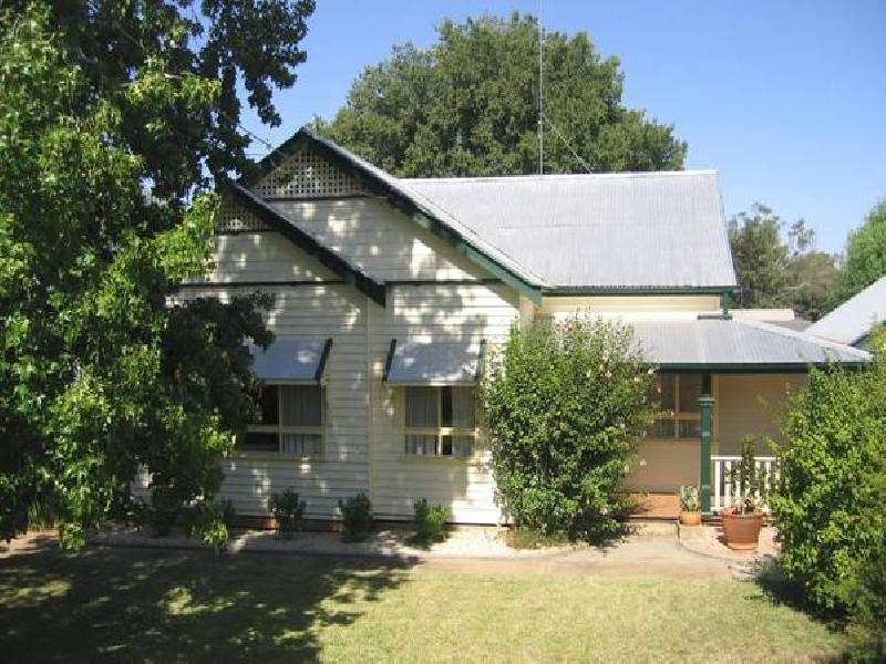 39 Hopwood Street, Echuca VIC 3564