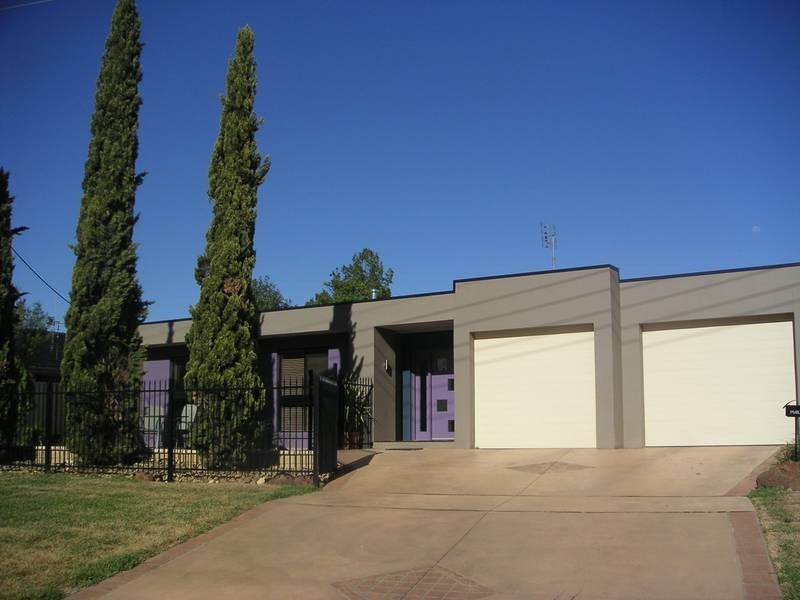 85 Campaspe Esplanade, Echuca VIC 3564