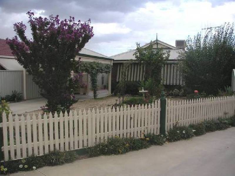 6 The Mews, Moama NSW 2731