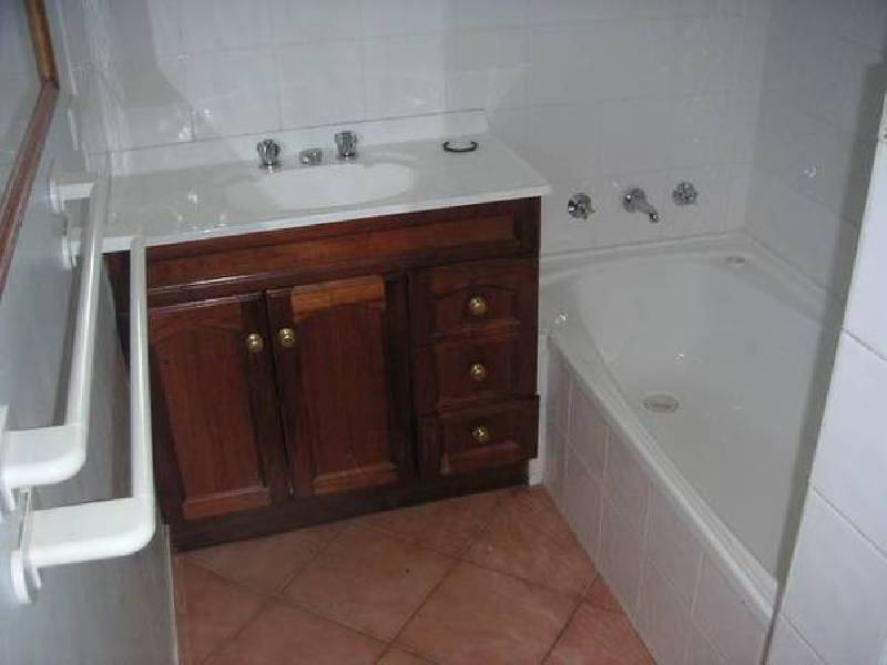 Moore Street, Echuca VIC 3564