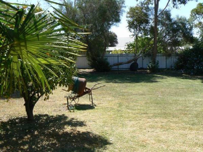 8 McKinlay Street, Echuca VIC 3564