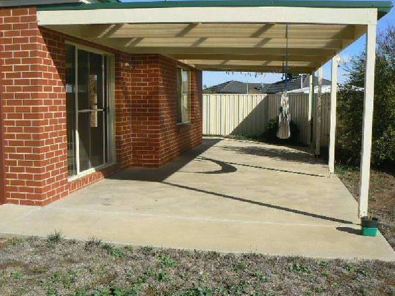 4/2 McDonald Court, Echuca VIC 3564