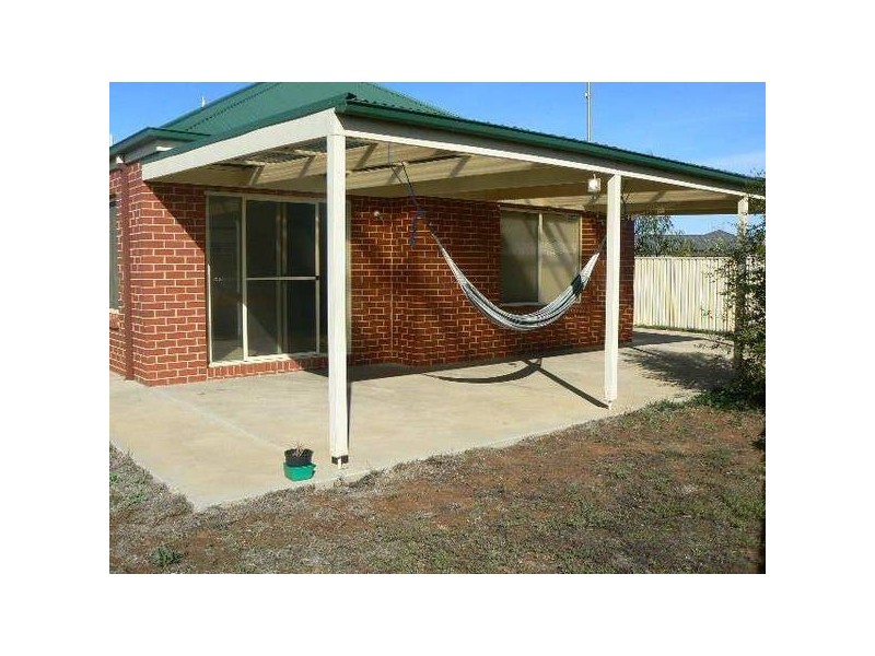 4/2 McDonald Court, Echuca VIC 3564