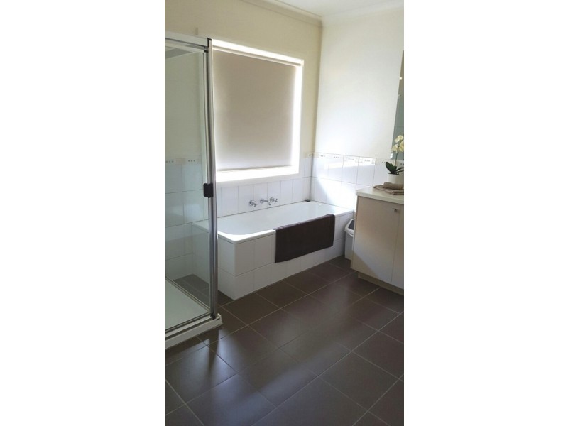 8/142-144 Bowen St, Echuca VIC 3564