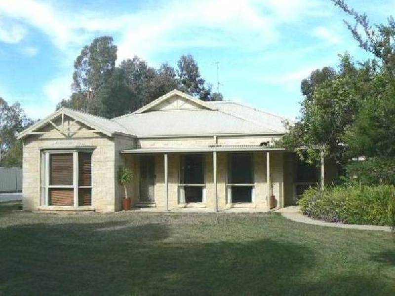 33 Tangey Lane, Echuca VIC 3564