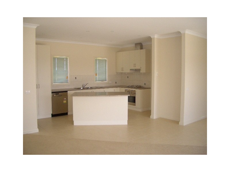 48 Declan Way, Echuca VIC 3564