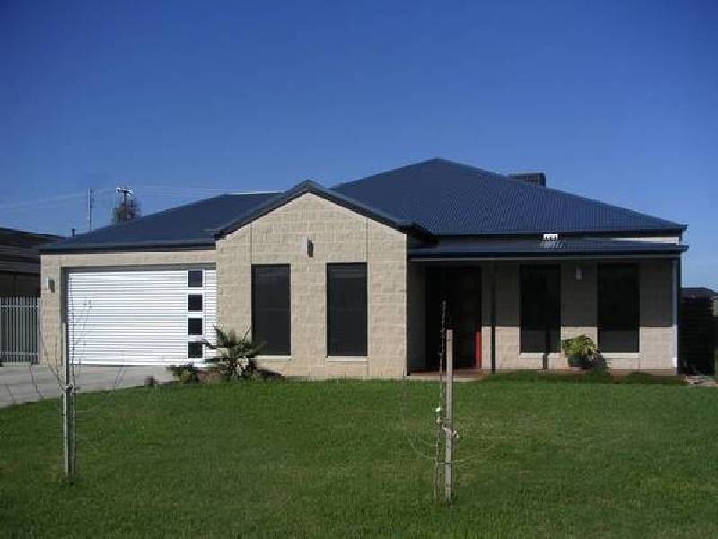 Woodlands Circuit, Echuca VIC 3564