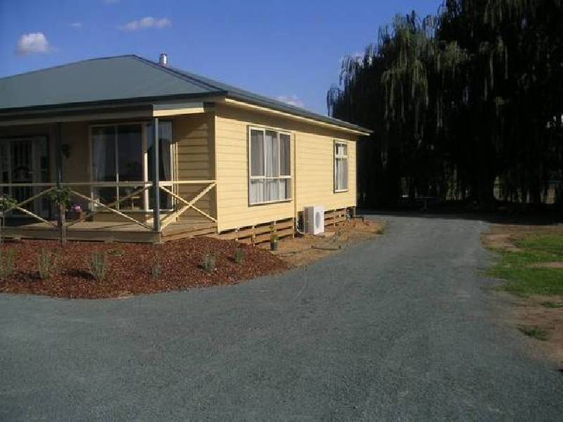 1 Lowrie Road, Bamawm VIC 3561