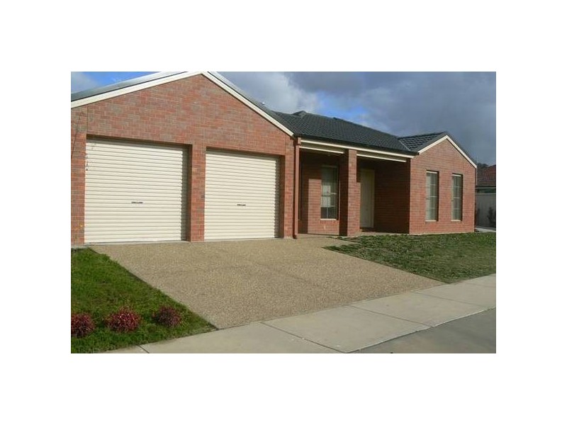 Riverina Parade, Echuca VIC 3564
