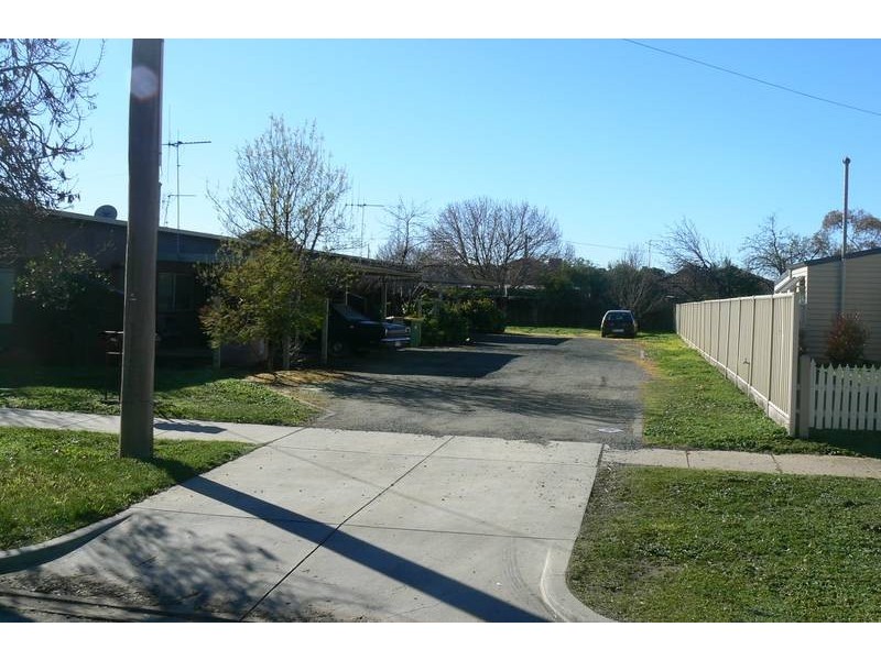 1/28 Premier St, Echuca VIC 3564