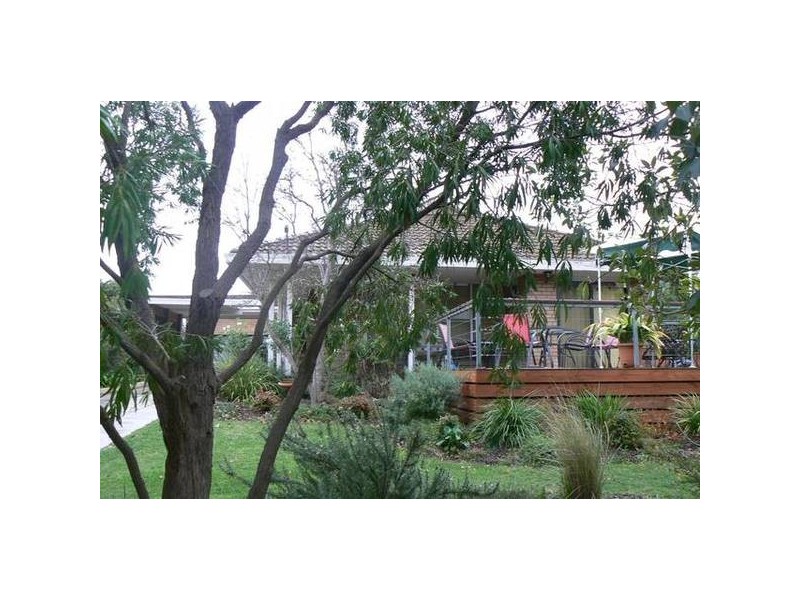 69 Campaspe Espl, Echuca VIC 3564