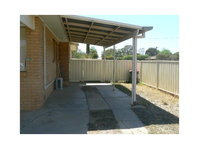 1 & 2/30 Hovell Street, Echuca VIC 3564