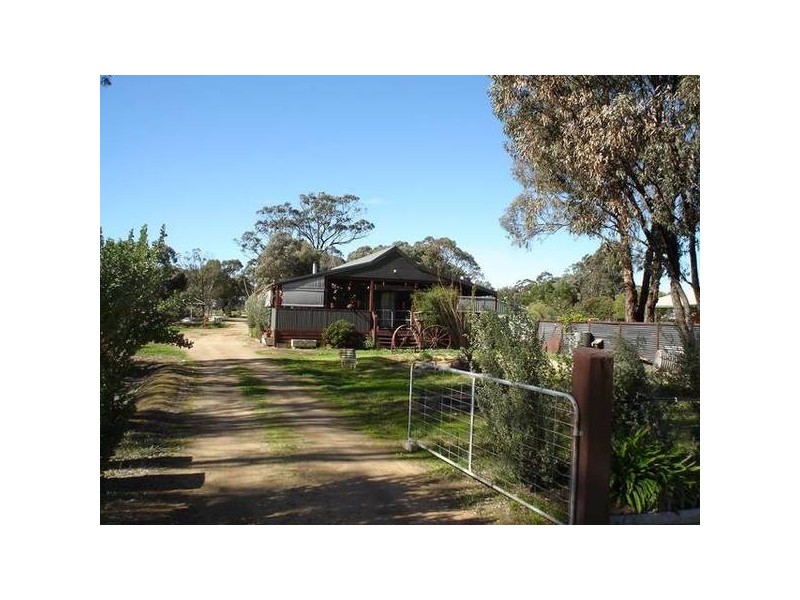 13 Riverview Drive, Barmah VIC 3639
