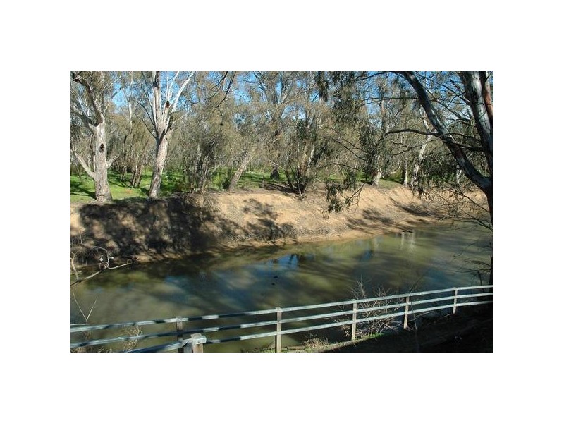 High Street, Echuca VIC 3564