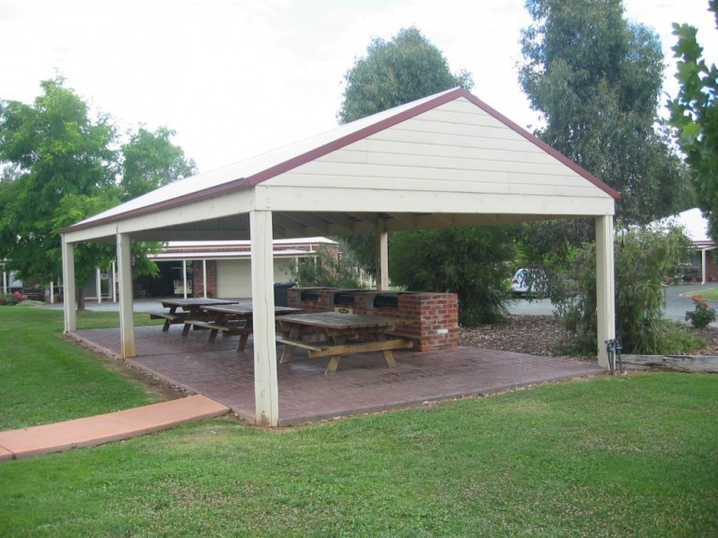 Kingfisher/01 Perricoota Road, Moama NSW 2731