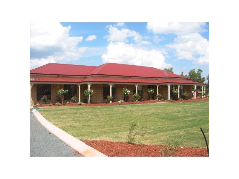 275 Mary Ann Rd, Echuca VIC 3564