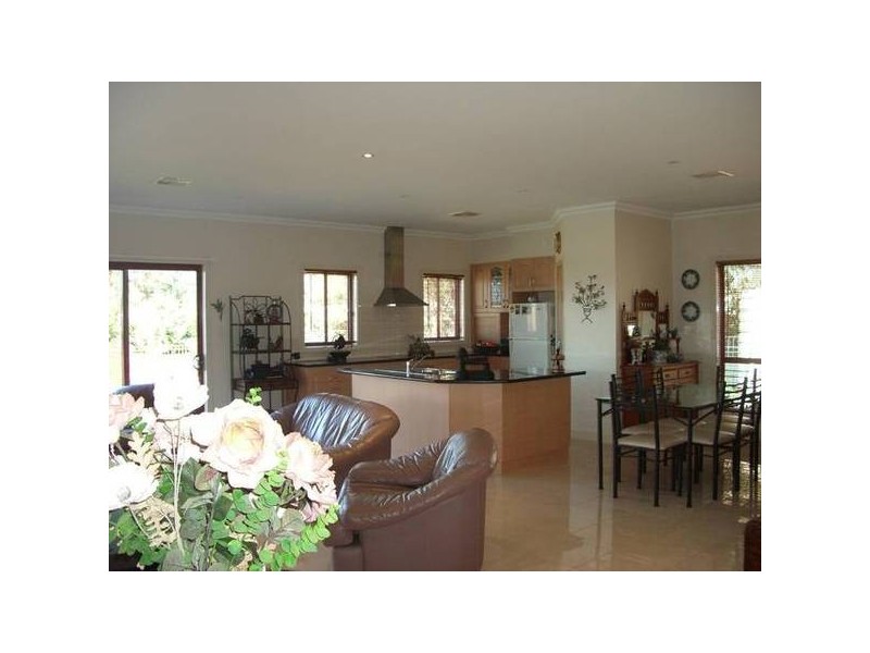 275 Mary Ann Rd, Echuca VIC 3564