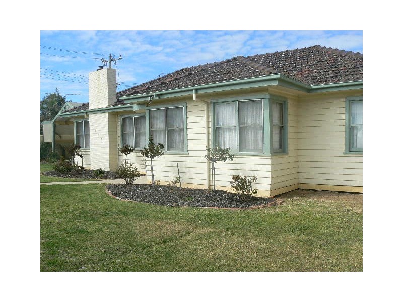 303 Ogilvie Avenue, Echuca VIC 3564