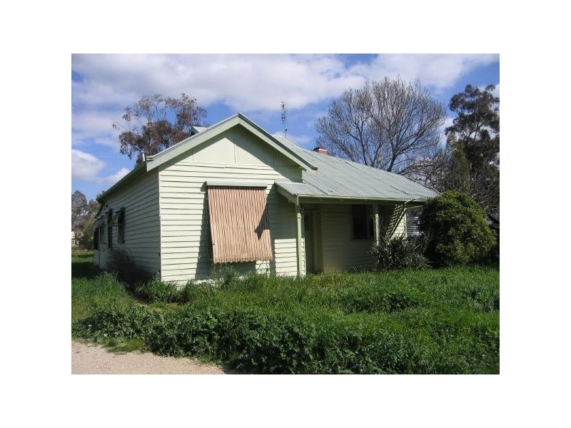 2040 Perricoota Road, Moama NSW 2731