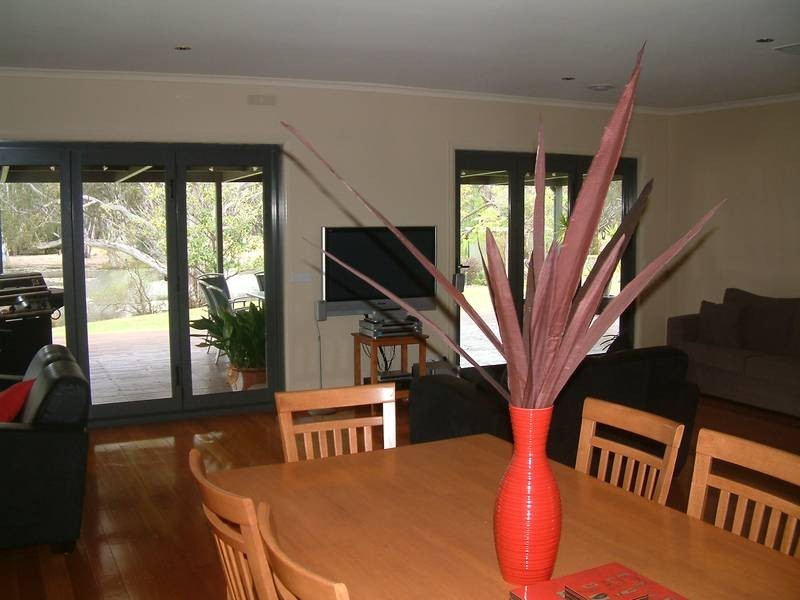 212 Wharparilla Drive, Echuca VIC 3564
