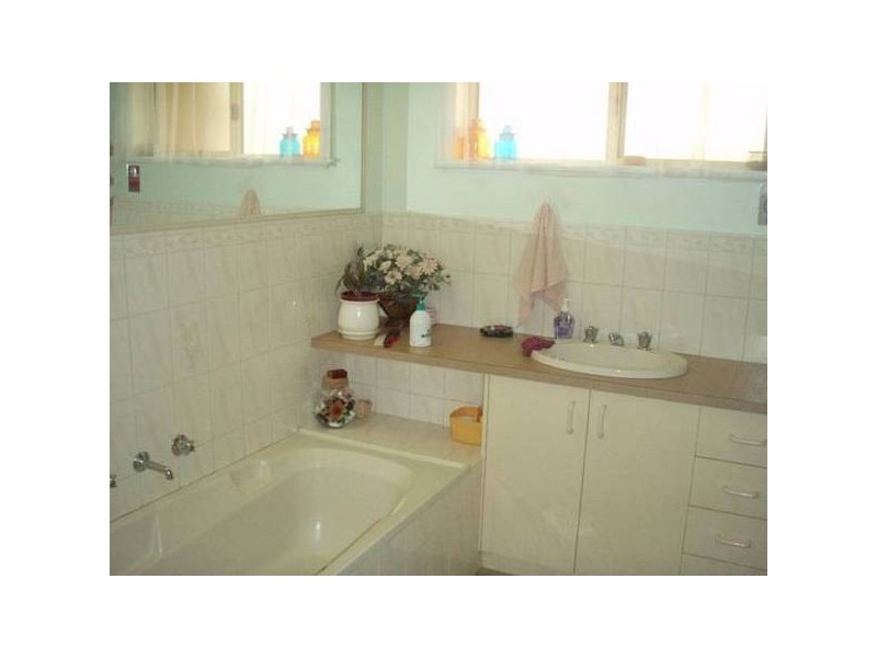 2/9A Burnes Street, Mathoura NSW 2710