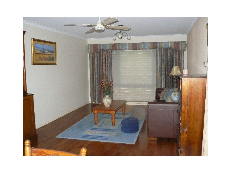 9 Ada Crt, Echuca VIC 3564