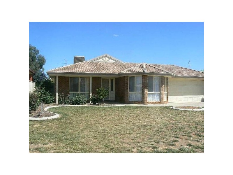 4 Quinn Crt, Echuca VIC 3564