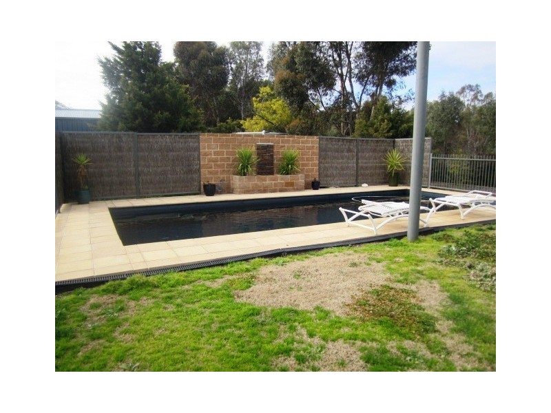 8 Bateman Drive, Echuca VIC 3564