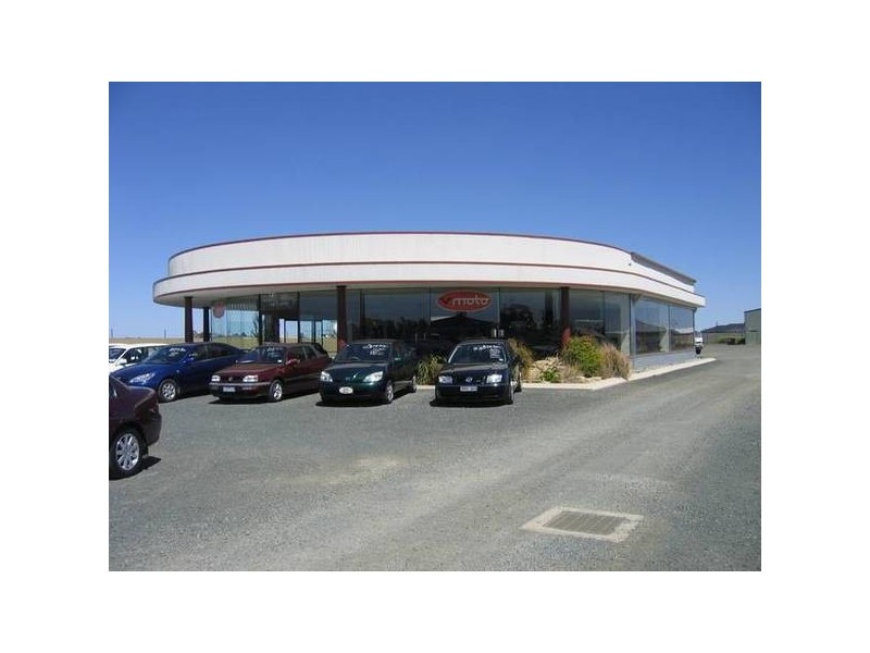 141-143 Northern Highway, Echuca VIC 3564