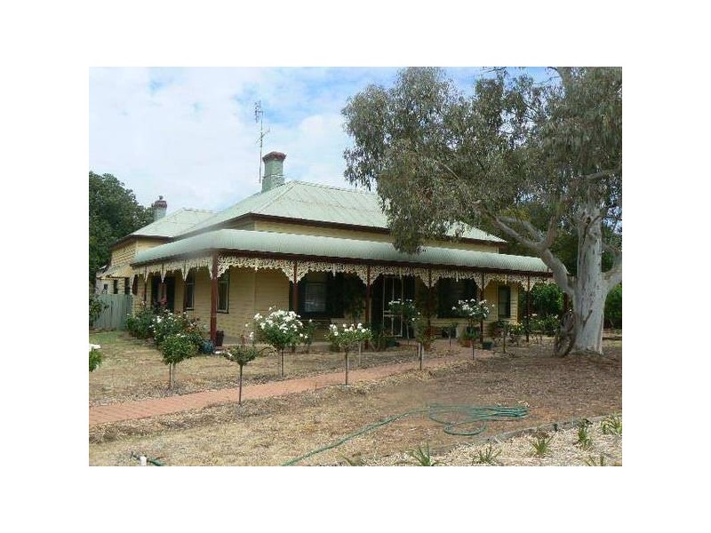 15 Simms Street, Moama NSW 2731