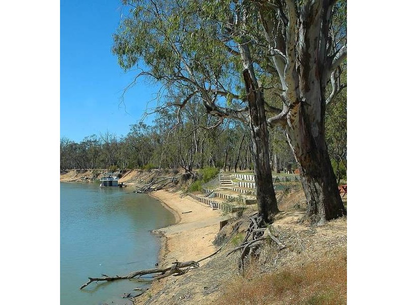 90 Wharparilla Dve, Echuca VIC 3564