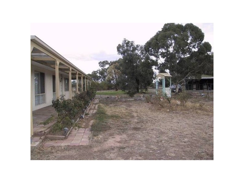 66 Pianta Rd, Echuca VIC 3564