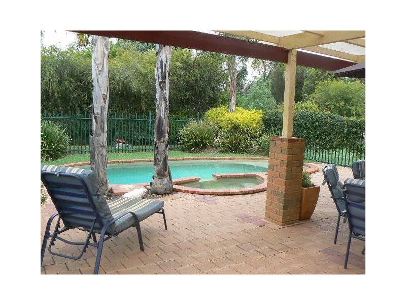 68 Point Road, Echuca VIC 3564