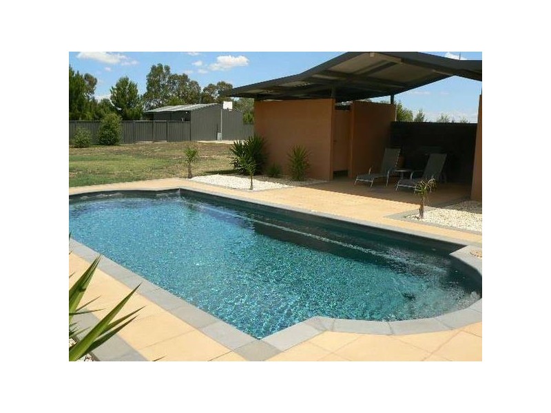 9 Pambula Court, Echuca VIC 3564