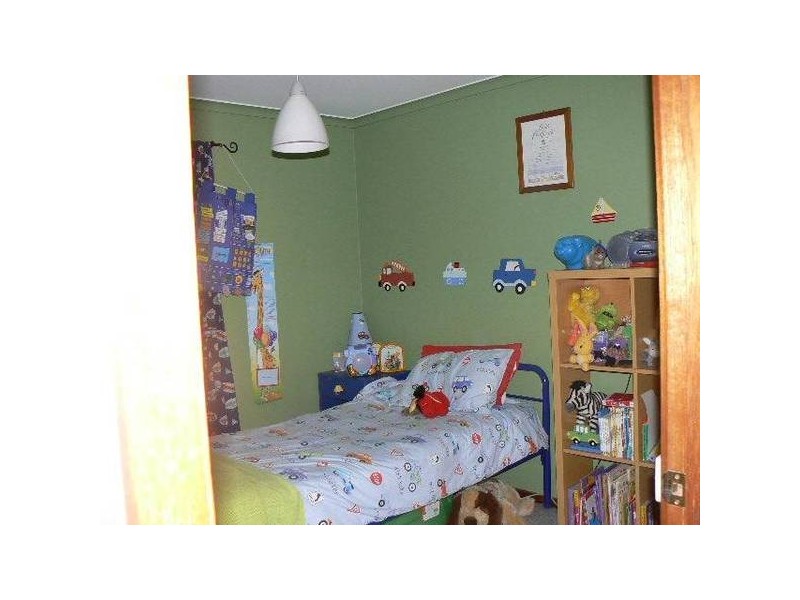 9 OSCAR PLACE, Echuca VIC 3564