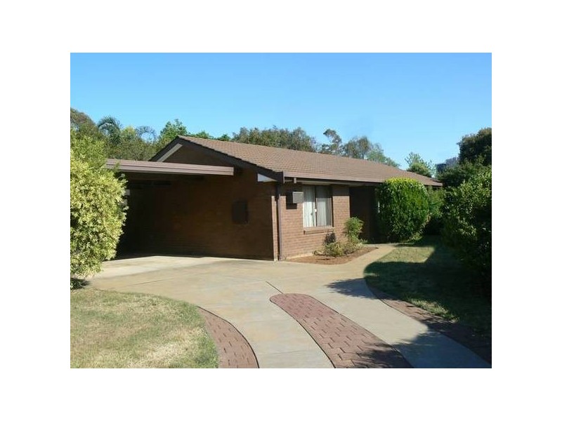 9 Pevensey Place, Moama NSW 2731