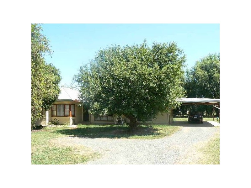 622 Wharparilla Rd, Echuca VIC 3564