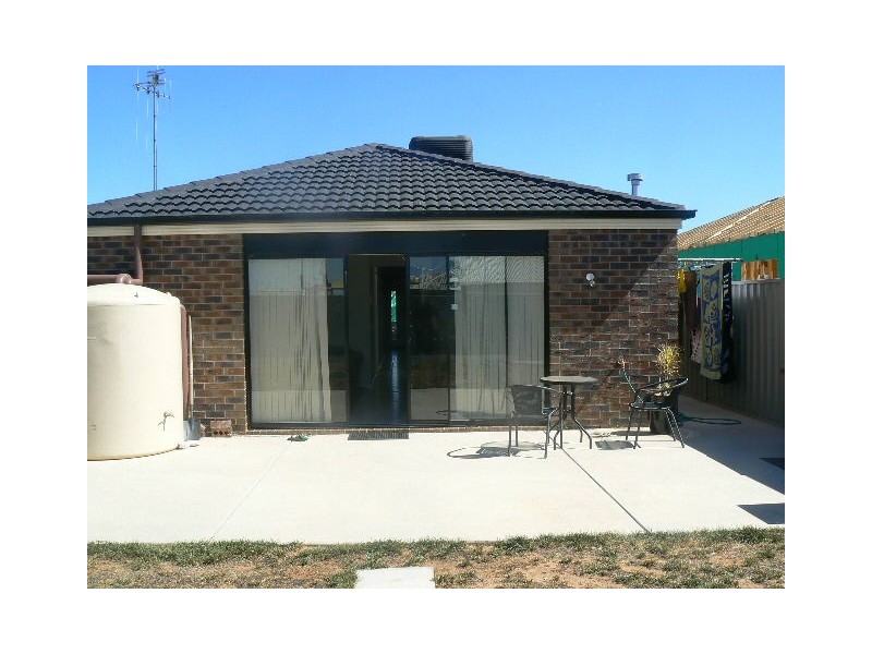 1/22 James Street, Echuca VIC 3564