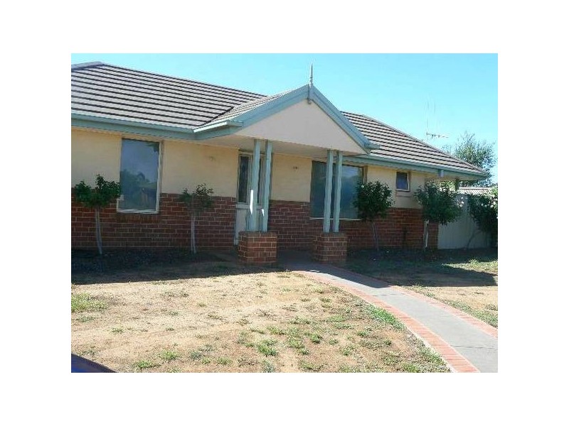 1 Kookaburra Crt, Moama NSW 2731