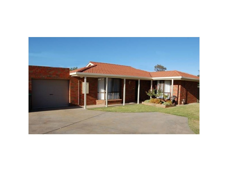 2/99 Crossen Street, Echuca VIC 3564
