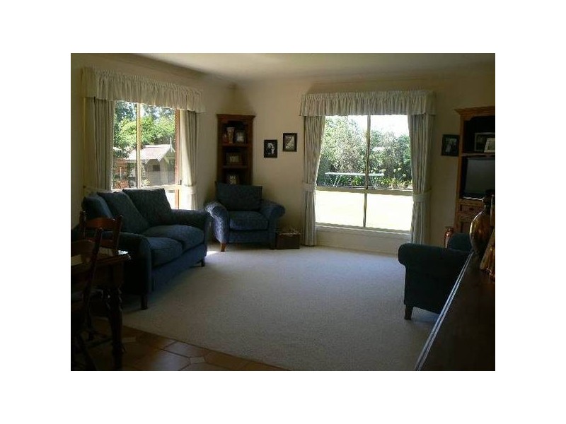 8 Winnima Ave, Moama NSW 2731