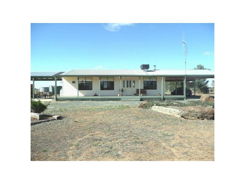 122 Hattwell Road, Echuca VIC 3564