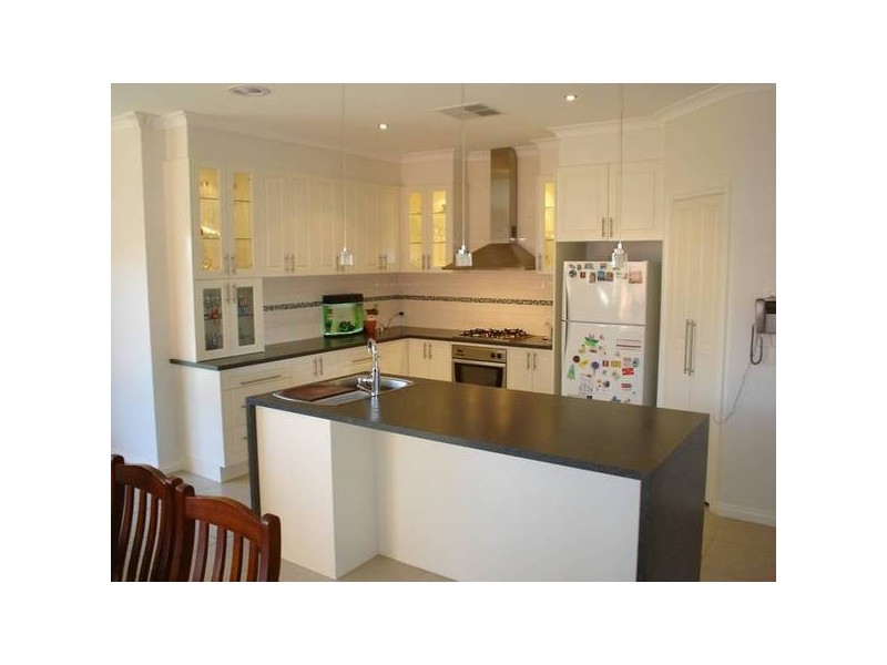 12 Willicent Terrace, Echuca VIC 3564