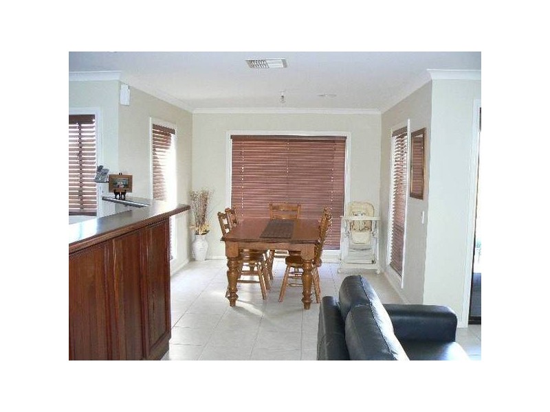 23 Declan Way, Echuca VIC 3564