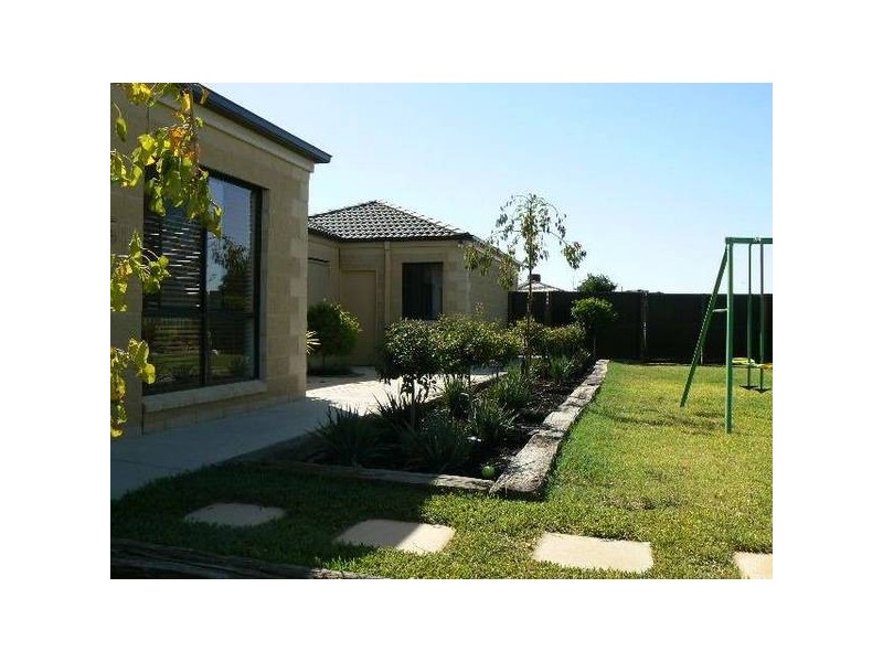 23 Declan Way, Echuca VIC 3564
