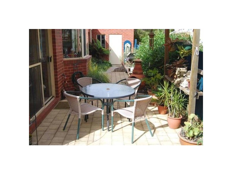 2/117 Hovell Street, Echuca VIC 3564