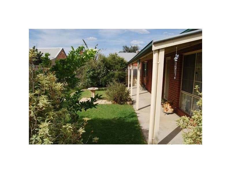 2/117 Hovell Street, Echuca VIC 3564