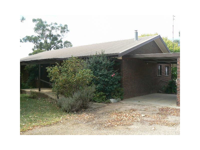 84 Edward St, Moama NSW 2731