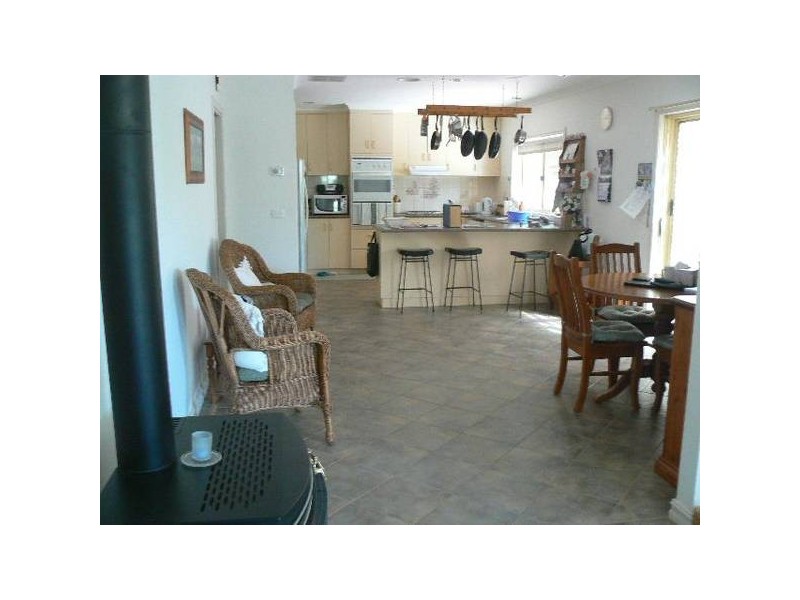 17 Snowden St, Echuca VIC 3564
